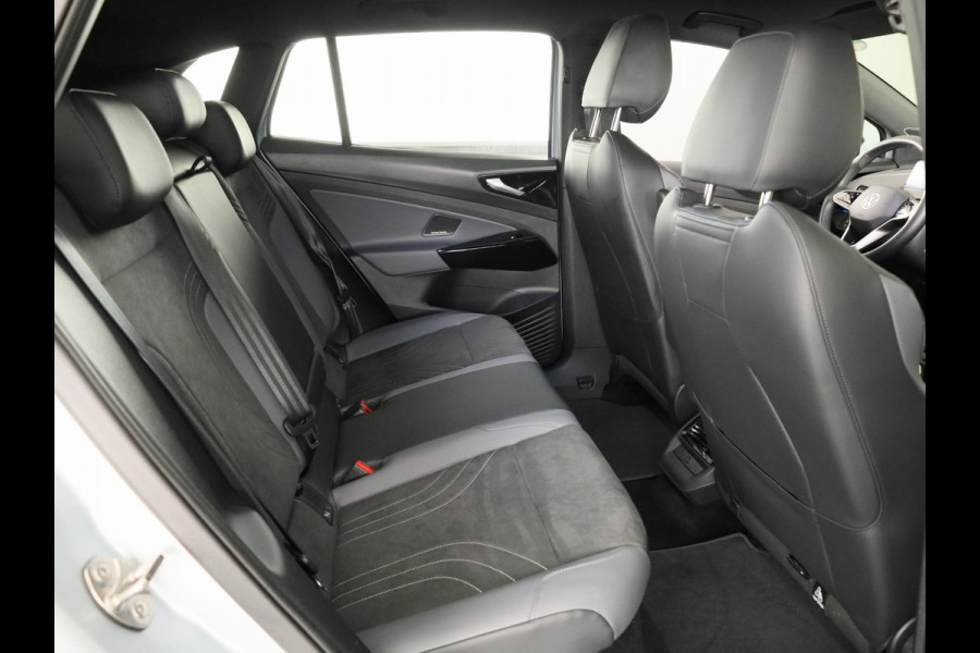 Volkswagen ID.4 Pro Limited Edition 77 kWh | 360 Camera| SOH 100% | Head Up Display | Stoelverwarming | 20 inch |