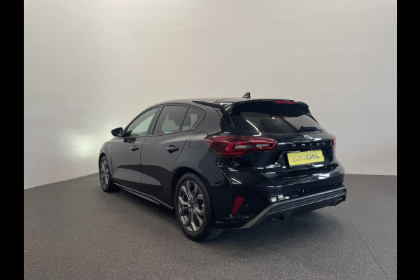 Ford Focus 1.0 EcoBoost Hybrid 155pk Automaat ST Line Navigatie Cruise Control Parkeer sensoren Lichtmetalen Velgen Extra Getint Glas