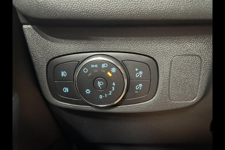 Ford Focus 1.0 EcoBoost Hybrid 155pk Automaat ST Line Navigatie Cruise Control Parkeer sensoren Lichtmetalen Velgen Extra Getint Glas