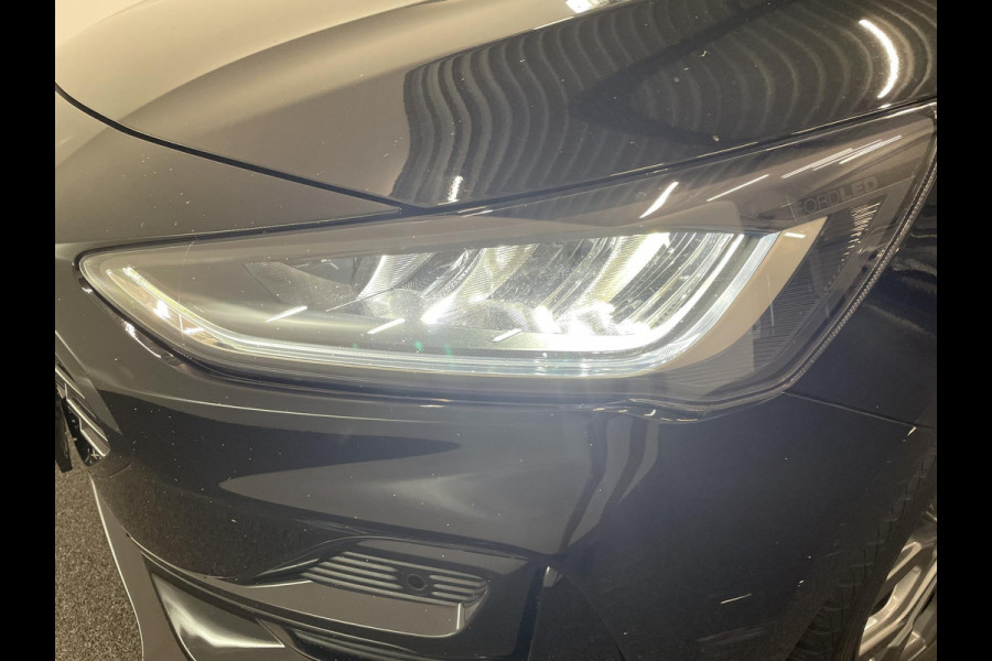 Ford Focus 1.0 EcoBoost Hybrid 155pk Automaat ST Line Navigatie Cruise Control Parkeer sensoren Lichtmetalen Velgen Extra Getint Glas