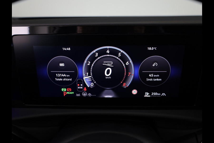Volkswagen T-Roc 1.5 eTsi R-Line First Edition | 360 Camera | Black Style | Head-Up display | Led Matrix |