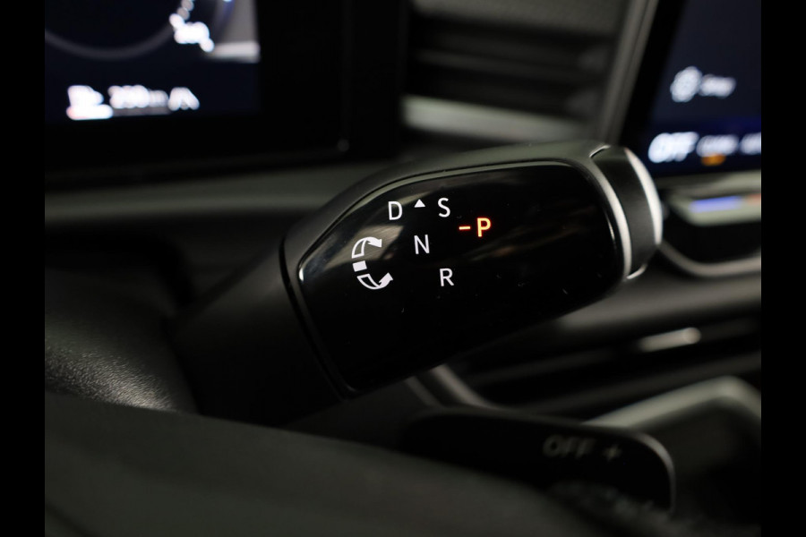 Volkswagen T-Roc 1.5 eTsi R-Line First Edition | 360 Camera | Black Style | Head-Up display | Led Matrix |