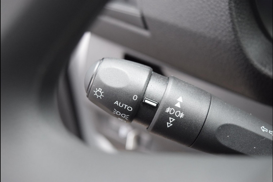 Citroën Jumpy L2 100PK | Trekhaak | Navigatie incl. Apple CarPlay | Achteruitrijcamera | Comfort tussenschot |