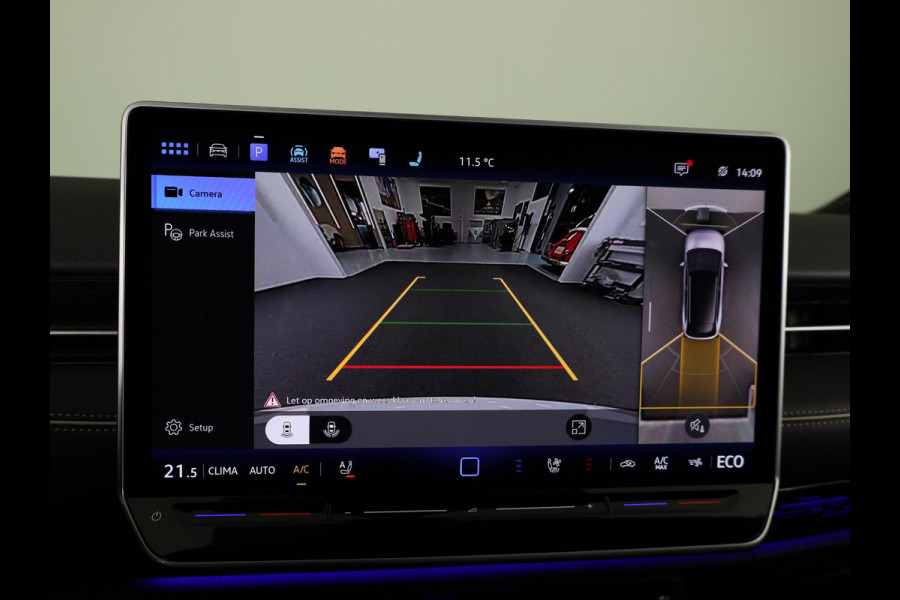 Volkswagen ID.7 Tourer Pro Business 77 kWh accu, 210 kW / 286 pk Variant | Navigatie | 360 Camera | Elektrische klep | Head Up display |