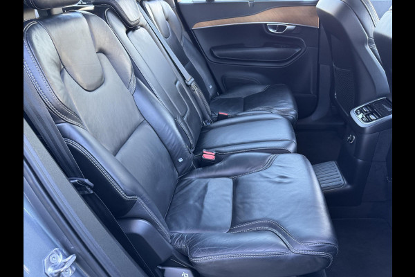 Volvo XC90 2.0 T8 Twin Engine AWD Inscription / 7 Persoons / Panoramadak / Luchtvering / Trekhaak / 20 Inch / Harman Kardon / Comfortstoelen / Stoelverwarming / Achteruitrijcamera / LED / Elektrisch Verstelbare Stoelen