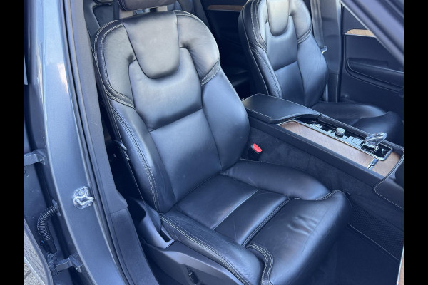 Volvo XC90 2.0 T8 Twin Engine AWD Inscription / 7 Persoons / Panoramadak / Luchtvering / Trekhaak / 20 Inch / Harman Kardon / Comfortstoelen / Stoelverwarming / Achteruitrijcamera / LED / Elektrisch Verstelbare Stoelen