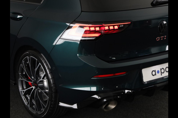 Volkswagen Golf 2.0 TSI GTI Clubsport Edition 50 325 PK | Full option | Panorama dak | Akrapovic | Harman Kardon | 19" Warmenau | Head Up Display | 360 graden camera | Verlengde garantie