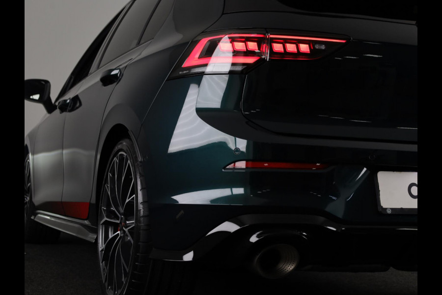 Volkswagen Golf 2.0 TSI GTI Clubsport Edition 50 325 PK | Full option | Panorama dak | Akrapovic | Harman Kardon | 19" Warmenau | Head Up Display | 360 graden camera | Verlengde garantie