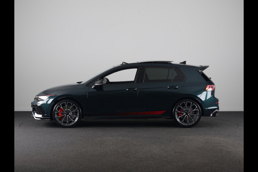 Volkswagen Golf 2.0 TSI GTI Clubsport Edition 50 325 PK | Full option | Panorama dak | Akrapovic | Harman Kardon | 19" Warmenau | Head Up Display | 360 graden camera | Verlengde garantie