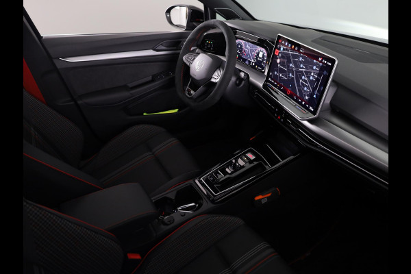 Volkswagen Golf 2.0 TSI GTI Clubsport Edition 50 325 PK | Full option | Panorama dak | Akrapovic | Harman Kardon | 19" Warmenau | Head Up Display | 360 graden camera | Verlengde garantie