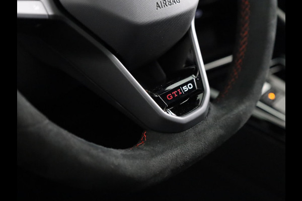 Volkswagen Golf 2.0 TSI GTI Clubsport Edition 50 325 PK | Full option | Panorama dak | Akrapovic | Harman Kardon | 19" Warmenau | Head Up Display | 360 graden camera | Verlengde garantie