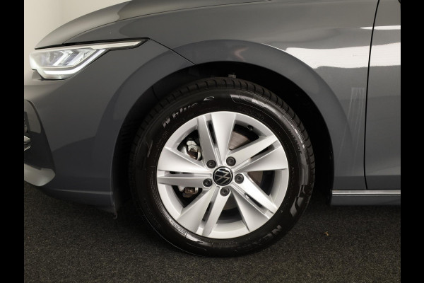 Volkswagen Golf variant Life Business 1.5 TSI 85 kW 116 pk | Verlengde garantie | Navigatie | Parkeersensoren | Adaptieve cruise control | Elektr. bestuurdersstoel met geheugen | Stoelverwarming |