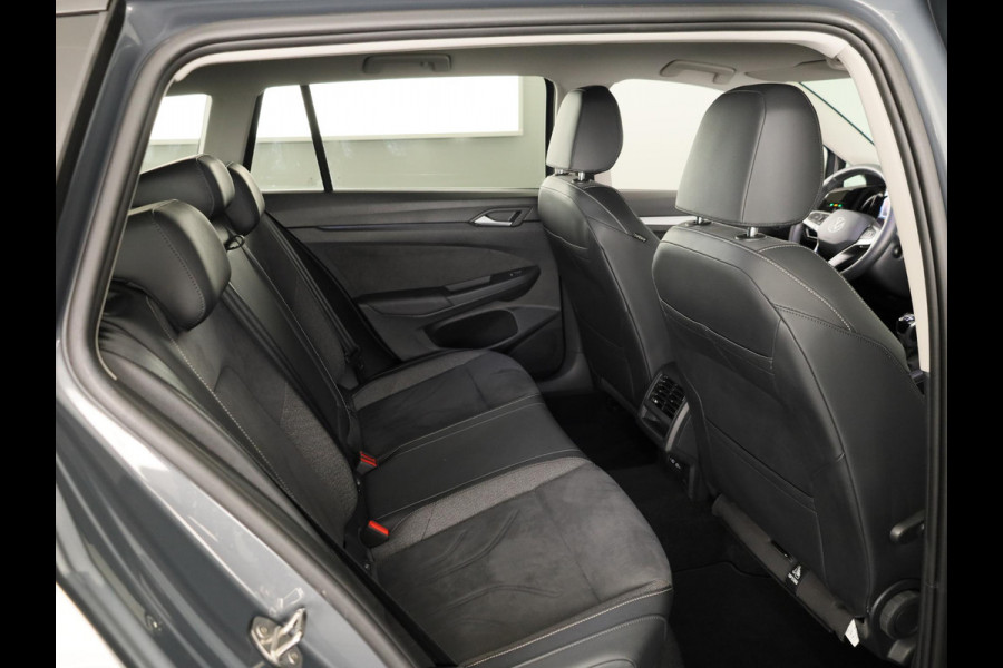 Volkswagen Golf variant Life Business 1.5 TSI 85 kW 116 pk | Verlengde garantie | Navigatie | Parkeersensoren | Adaptieve cruise control | Elektr. bestuurdersstoel met geheugen | Stoelverwarming |