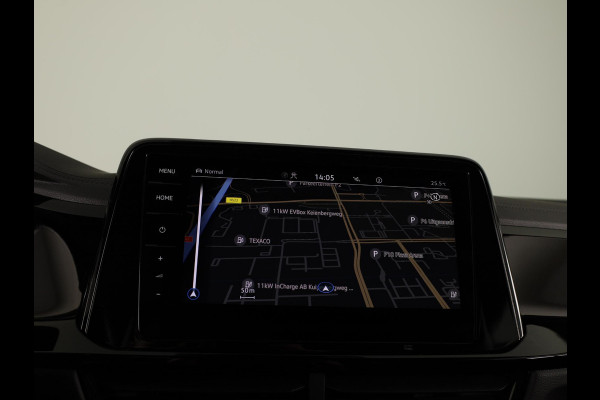 Volkswagen T-Roc Cabrio 1.5 TSI R-Line 150 pk Automaat (DSG) | Navigatie | Trekhaak (afneembaar) | Windscherm | Parkeersensoren (Park assist) | Achteruitrijcamera | Stoelverwarming | R-Line |