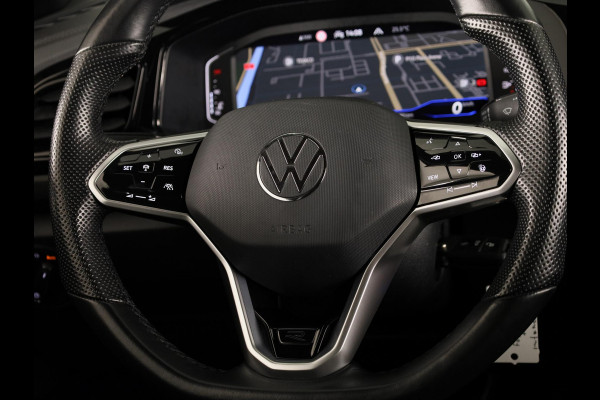 Volkswagen T-Roc Cabrio 1.5 TSI R-Line 150 pk Automaat (DSG) | Navigatie | Trekhaak (afneembaar) | Windscherm | Parkeersensoren (Park assist) | Achteruitrijcamera | Stoelverwarming | R-Line |