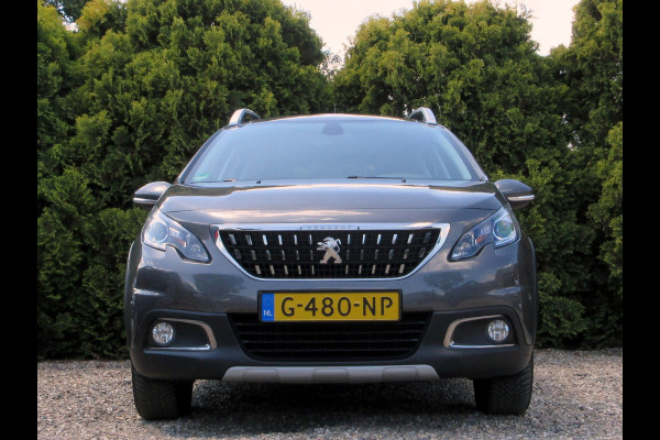 Peugeot 2008 1.2 PureTech Allure * Navi * Camera *