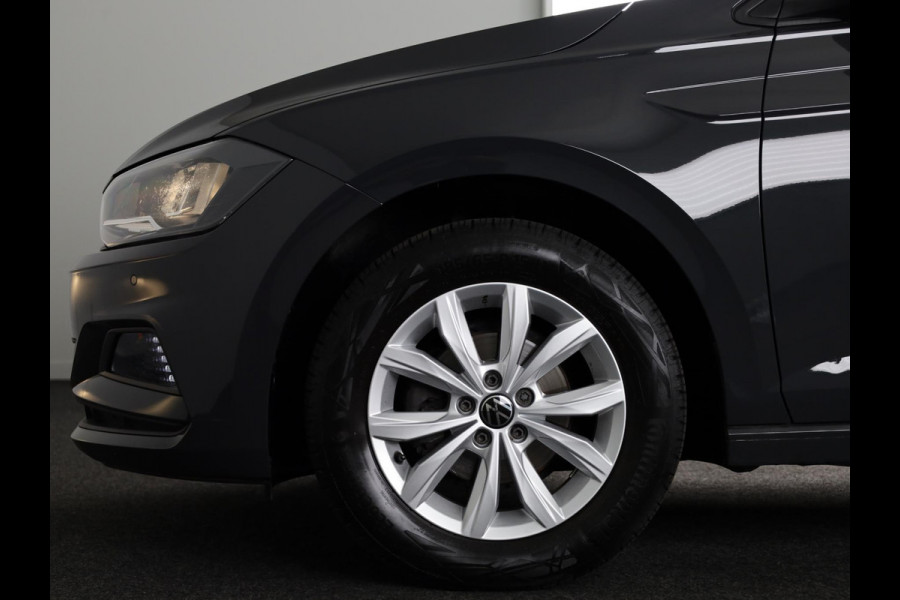 Volkswagen Polo 1.0 TSI Comfortline 95 pk Automaat (DSG) | Navigatie | Parkeersensoren | Adaptieve cruise control |