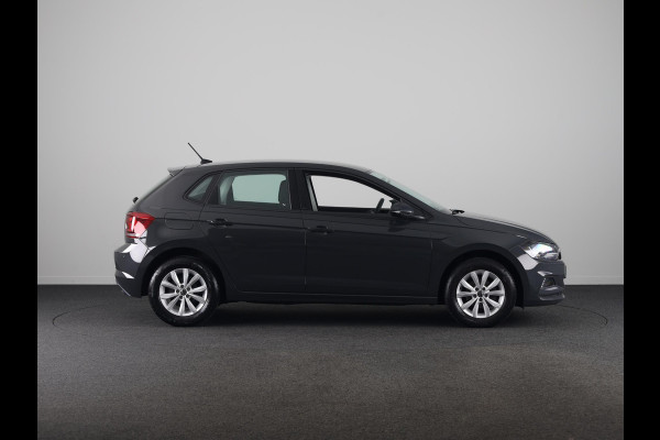 Volkswagen Polo 1.0 TSI Comfortline 95 pk Automaat (DSG) | Navigatie | Parkeersensoren | Adaptieve cruise control |