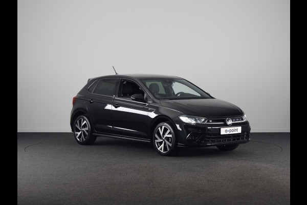 Volkswagen Polo 1.0 TSI R-Line 95PK | Camera | Stoelverwarming | 18 Inch | Parkeersensoren | Navigatie |