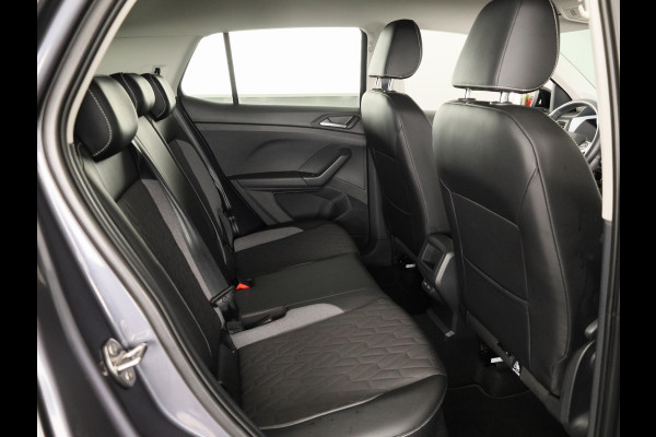 Volkswagen T-Cross 1.0 TSI Life Edition Goal 95PK | Navigatie | Parkeersensoren voor en achter | Stoelverwarming |