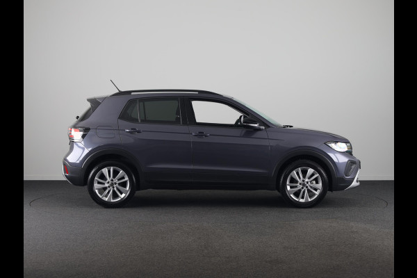 Volkswagen T-Cross 1.0 TSI Life Edition Goal 95PK | Navigatie | Parkeersensoren voor en achter | Stoelverwarming |