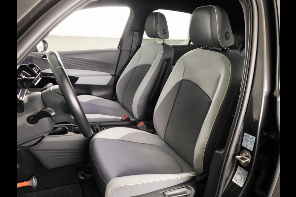 Volkswagen ID.3 First Plus 58 kWh | SoH 86,98% | 204 PK | Navigatie | 19" Lm velgen | Parkeercamera |
