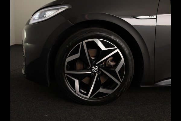 Volkswagen ID.3 First Plus 58 kWh | SoH 86,98% | 204 PK | Navigatie | 19" Lm velgen | Parkeercamera |