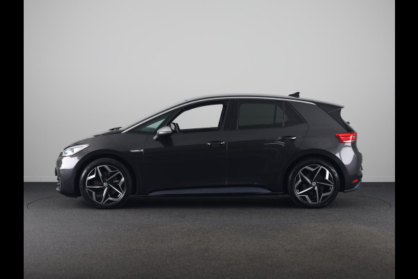 Volkswagen ID.3 First Plus 58 kWh | SoH 86,98% | 204 PK | Navigatie | 19" Lm velgen | Parkeercamera |