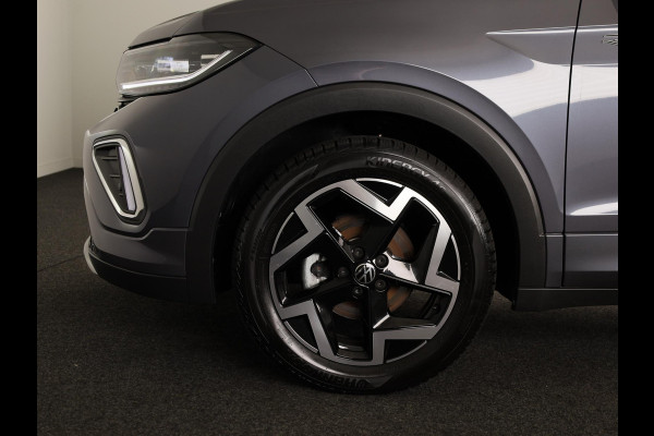 Volkswagen T-Cross 1.5 TSI R-Line 150pk DSG | Trekhaak | Navigatie | Parkeercamera | PDC