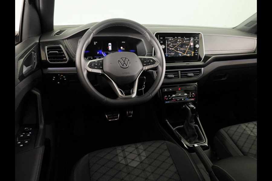 Volkswagen T-Cross 1.5 TSI R-Line 150pk DSG | Trekhaak | Navigatie | Parkeercamera | PDC