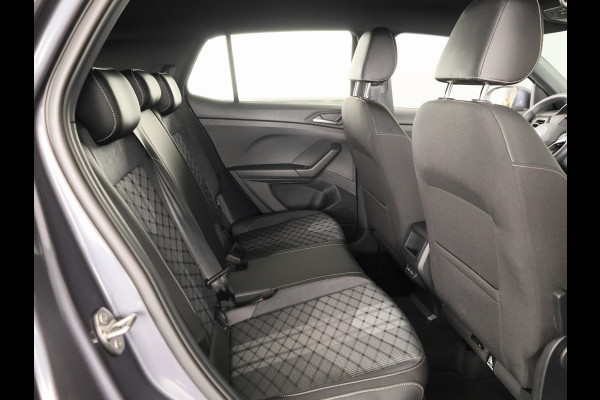Volkswagen T-Cross 1.5 TSI R-Line 150pk DSG | Trekhaak | Navigatie | Parkeercamera | PDC