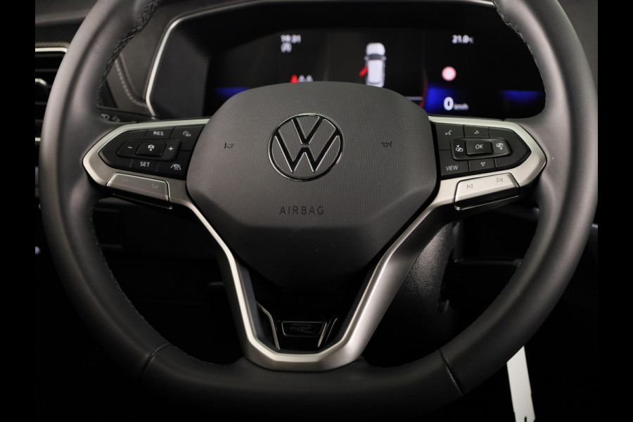 Volkswagen T-Cross 1.5 TSI R-Line 150pk DSG | Trekhaak | Navigatie | Parkeercamera | PDC