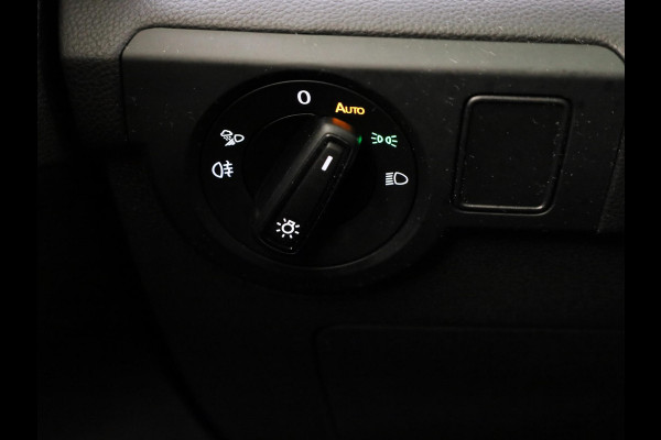 Volkswagen T-Cross 1.5 TSI R-Line 150pk DSG | Trekhaak | Navigatie | Parkeercamera | PDC