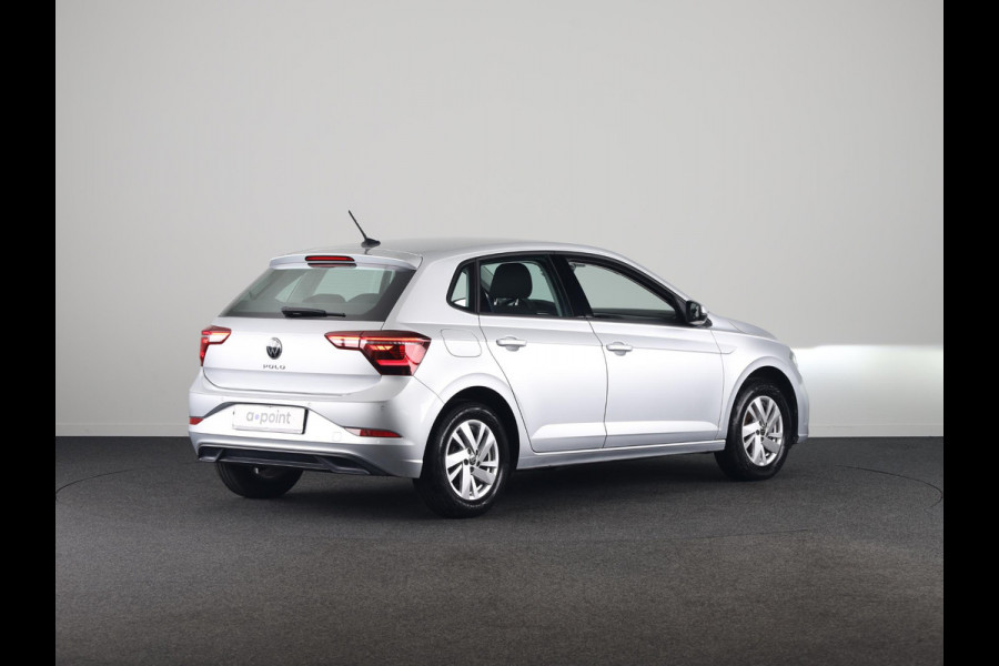 Volkswagen Polo 1.0 TSI Style 95 pk | Navigatie | Parkeersensoren | Autom. airco | Stoelverwarming | Apple Carplay/Android Auto |