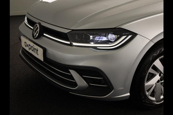 Volkswagen Polo 1.0 TSI Style 95 pk | Navigatie | Parkeersensoren | Autom. airco | Stoelverwarming | Apple Carplay/Android Auto |