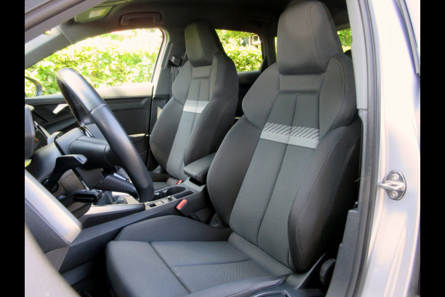 Audi A3 Sportback 30 TFSI Edition * Camera * Virt. cockpit * Carplay *