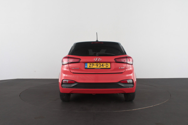 Hyundai i20 1.0 T-GDI Comfort > 110pk/Camera/Navi/Cruise control/15 inch/Zwart dak...