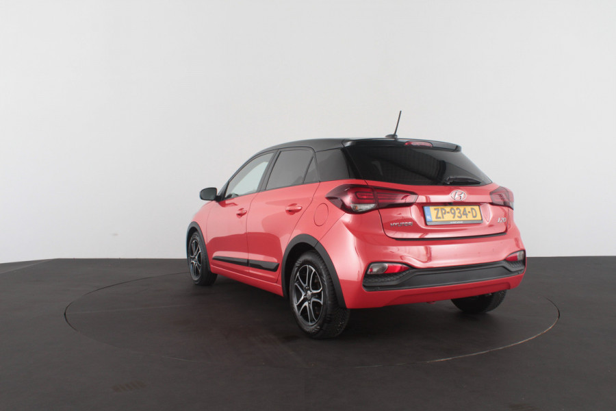 Hyundai i20 1.0 T-GDI Comfort > 110pk/Camera/Navi/Cruise control/15 inch/Zwart dak...