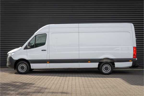 Mercedes-Benz Sprinter 317 L3H2 RWD Trekhaak - MBUX