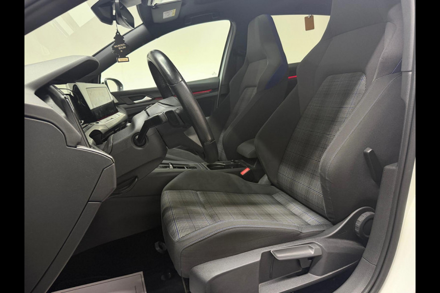 Volkswagen Golf 1.4 eHybrid GTE Pano Keyless Dodehoek Camera