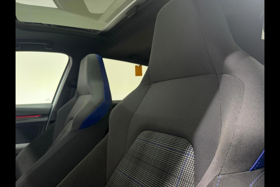 Volkswagen Golf 1.4 eHybrid GTE Pano Keyless Dodehoek Camera