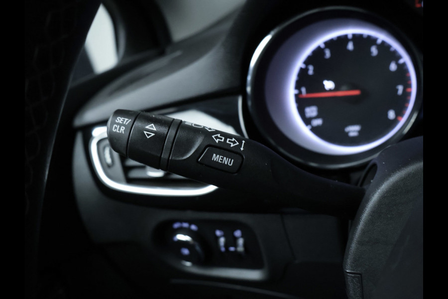 Opel Astra Sports Tourer 1.2 Design & Tech Sport (APPLE CARPLAY,NAVI,CAMERA,PDC,CLIMATE,CRUISE,GETINT,SPORTSTOELEN,LM VELGEN)