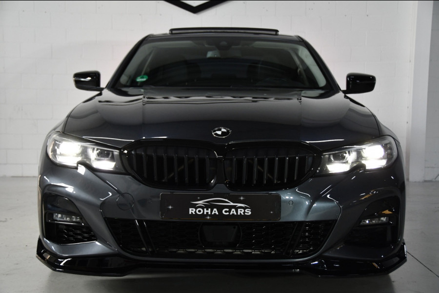 BMW 3-serie 330i M-Pakket, Pano, Bodykit, Applecarplay