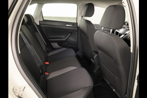 Volkswagen Taigo 1.0 TSI Oranje Edition 95 pk | Verlengde garantie | Navigatie | Parkeersensoren achter | Achteruitrijcamera | Autom. airco |