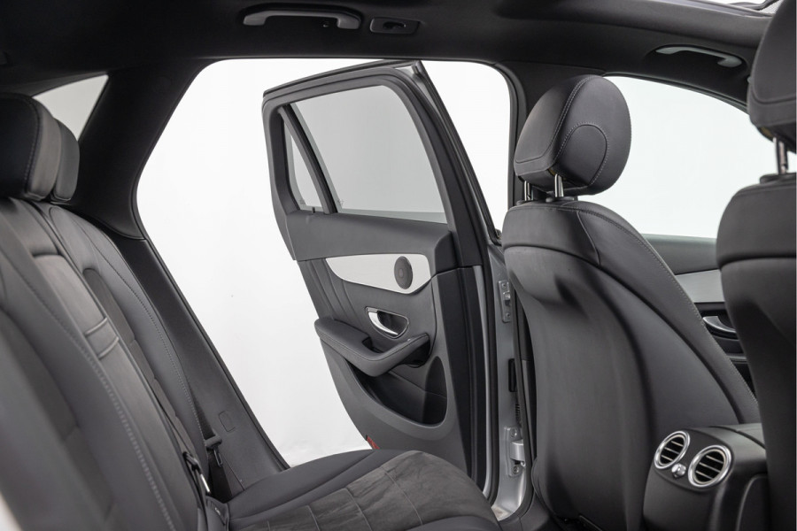 Mercedes-Benz GLC 250 4MATIC 210pk Premium Plus AMG Pano