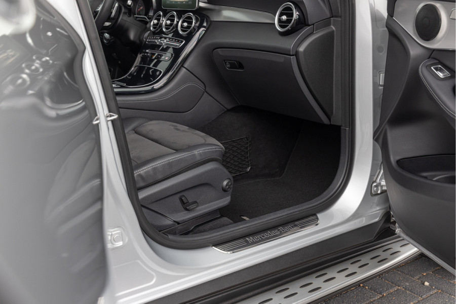 Mercedes-Benz GLC 250 4MATIC 210pk Premium Plus AMG Pano