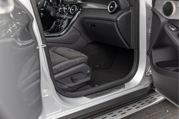 Mercedes-Benz GLC 250 4MATIC 210pk Premium Plus AMG Pano