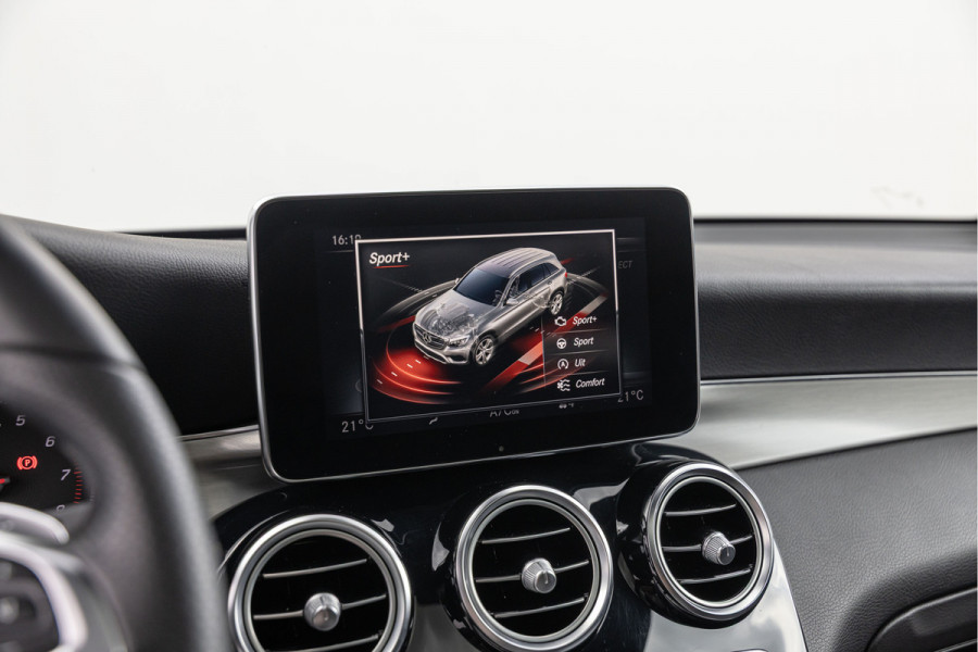 Mercedes-Benz GLC 250 4MATIC 210pk Premium Plus AMG Pano