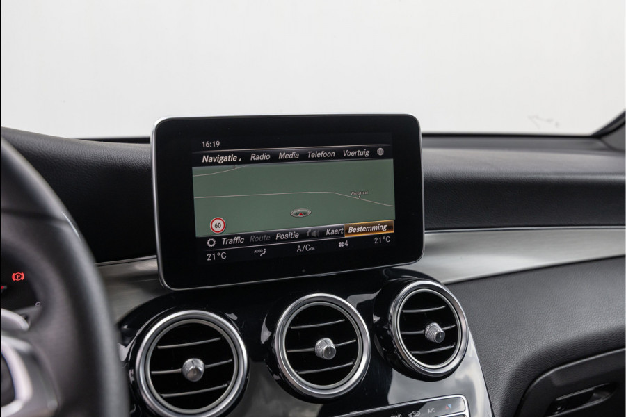 Mercedes-Benz GLC 250 4MATIC 210pk Premium Plus AMG Pano