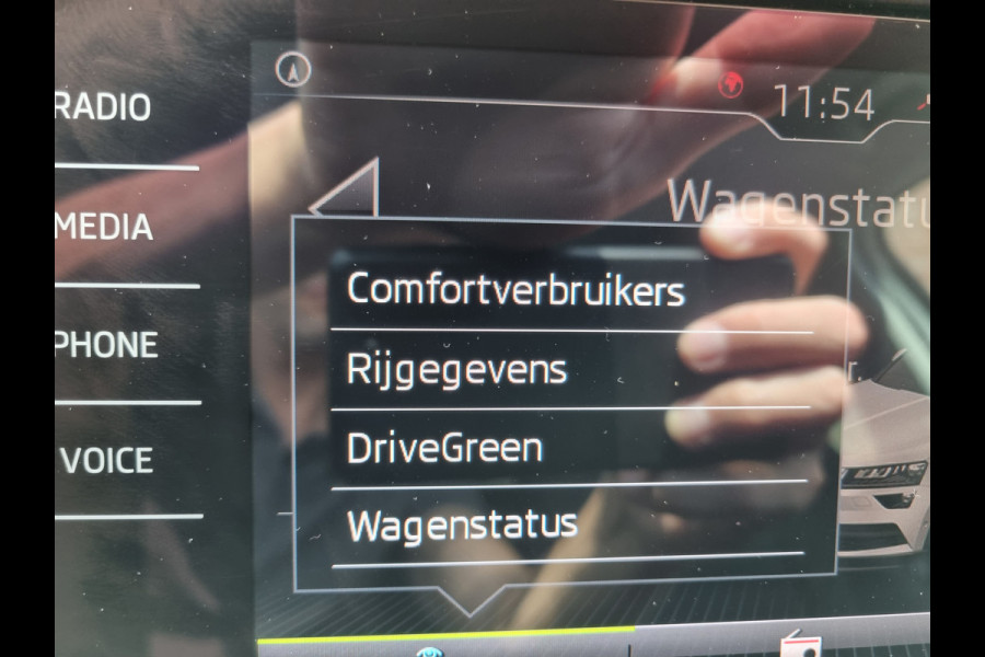 Škoda Karoq 1.0 TSI Ambition Business ✅NETTE AUTO ✅CARPLAY  ✅TREKHAAK